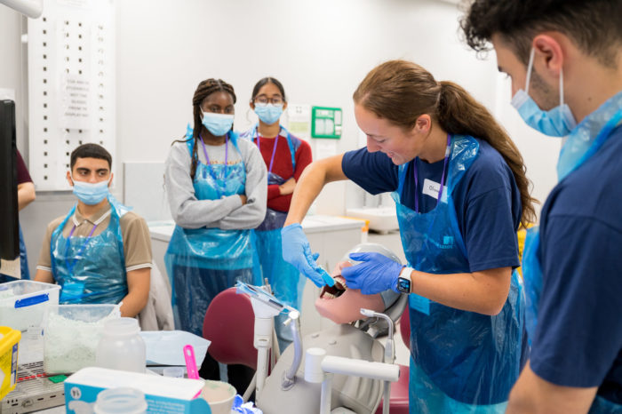 Dentistry Taster Day – Sixth Form and College Students